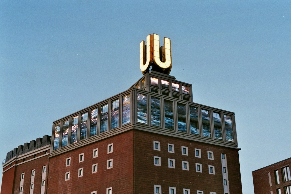 Das Dortmunder U, der markante ehemalige Brauereiturm der Union-Brauerei in Dortmund
